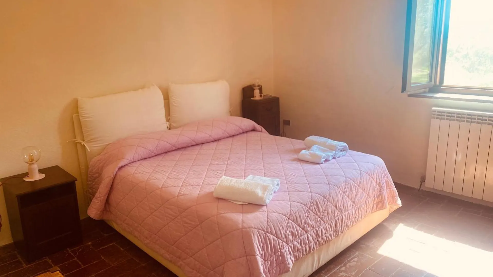 Agriturismo La Concia Giuncarico Farm stay